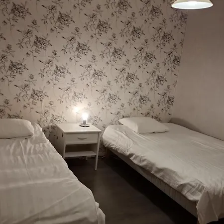 Apartamento Hh Huoneistot Kaksio Kolmelle