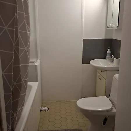 Hh Huoneistot Kaksio Kolmelle Apartament