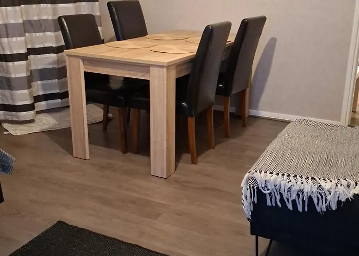 Hh Huoneistot Kaksio Kolmelle פורסה